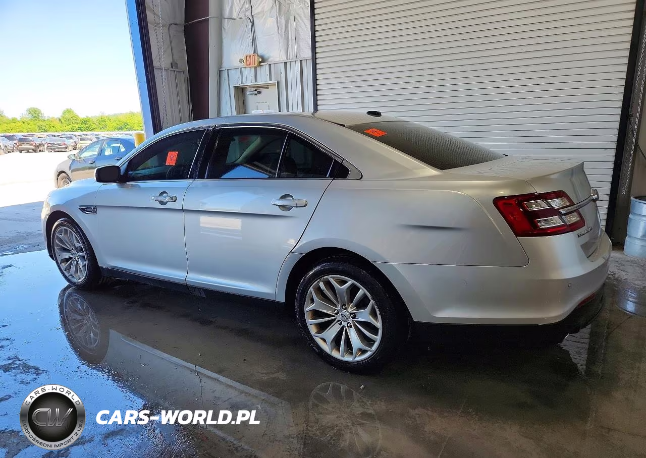 2018 Ford Taurus Limited VIN:1FAHP2F88JG110641 - 2