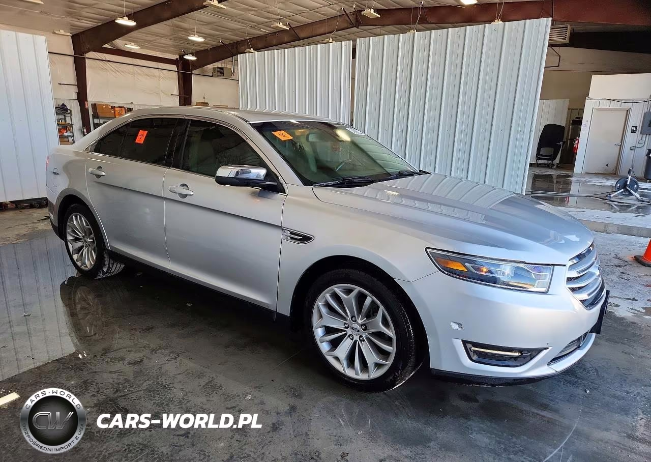 2018 Ford Taurus Limited VIN:1FAHP2F88JG110641 - 4