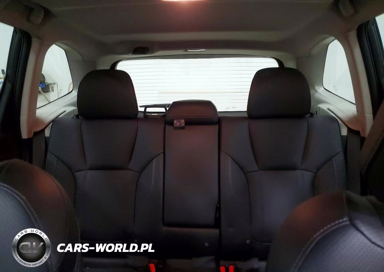 2019 Subaru Forester Touring VIN:JF2SKAWC1KH548041 - 10