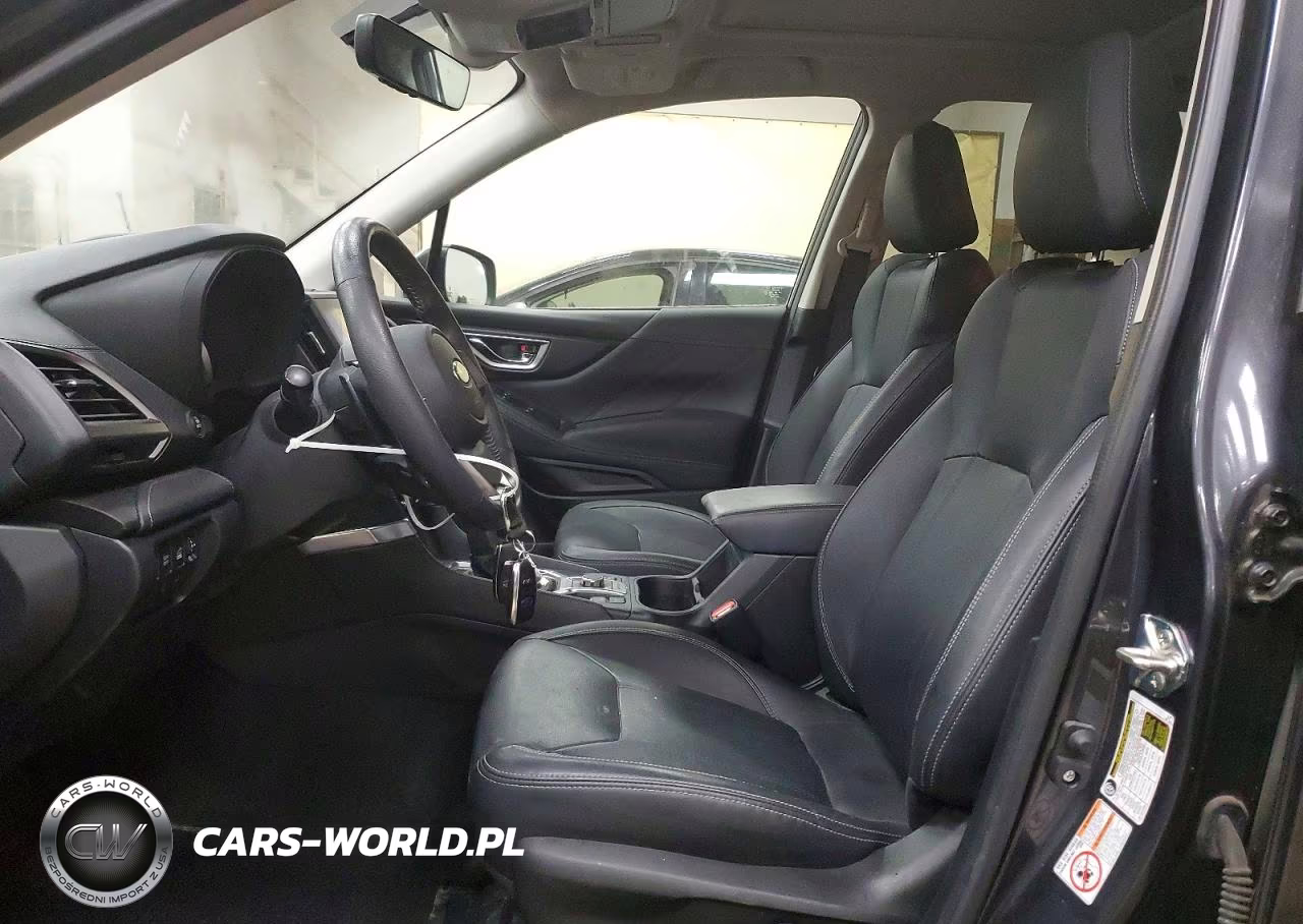 2019 Subaru Forester Touring VIN:JF2SKAWC1KH548041 - 7