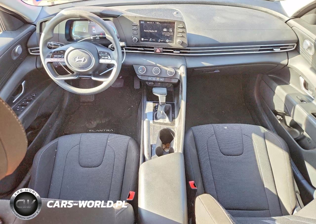 2025 Hyundai Elantra Se VIN:KMHLL4DG7SU001995 - 8