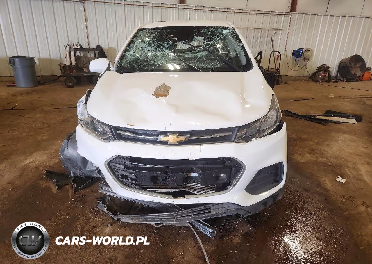 2017 Chevrolet Trax Ls VIN:3GNCJNSB0HL270647 - 5