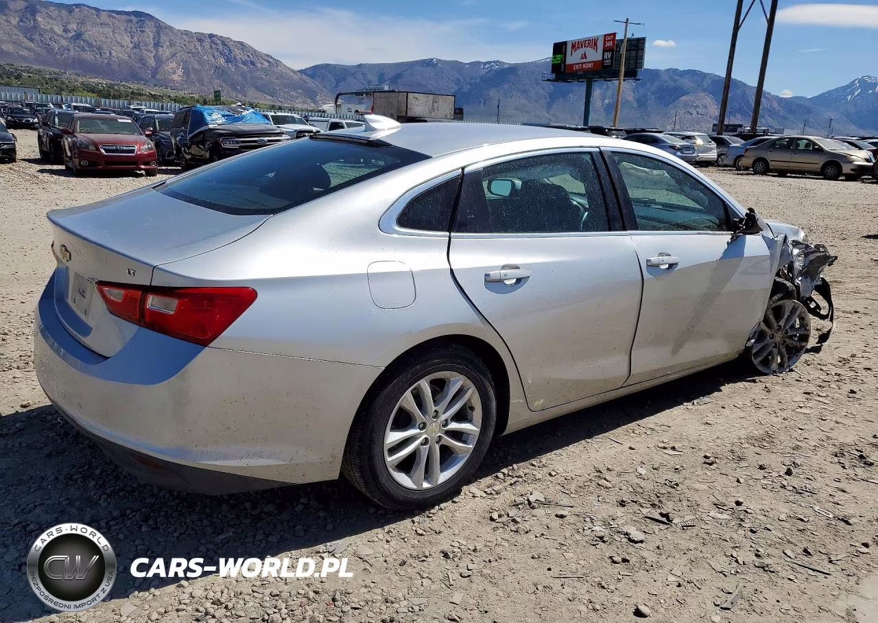 2016 Chevrolet Malibu Lt VIN:1G1ZE5ST2GF301298 - 3