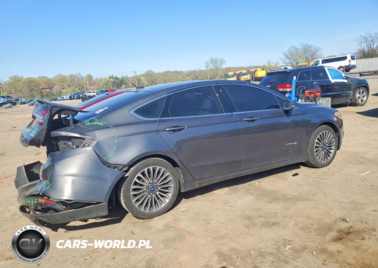 2018 Ford Fusion Titanium VIN:3FA6P0RUXJR276379 - 3