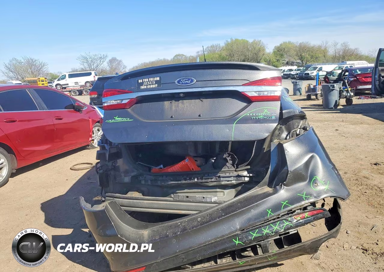 2018 Ford Fusion Titanium VIN:3FA6P0RUXJR276379 - 6