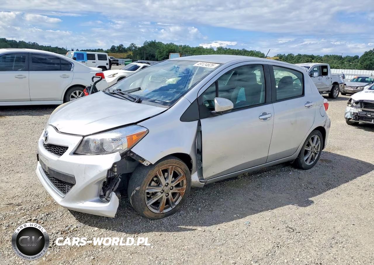 2012 Toyota Yaris 5-Door Se