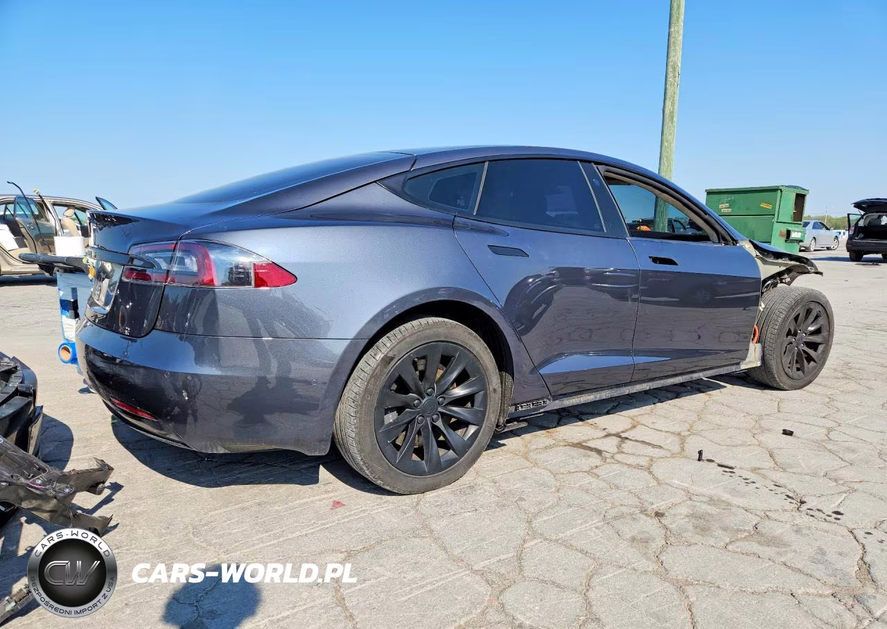 2017 Tesla Model S VIN:5YJSA1E21HF221402 - 3