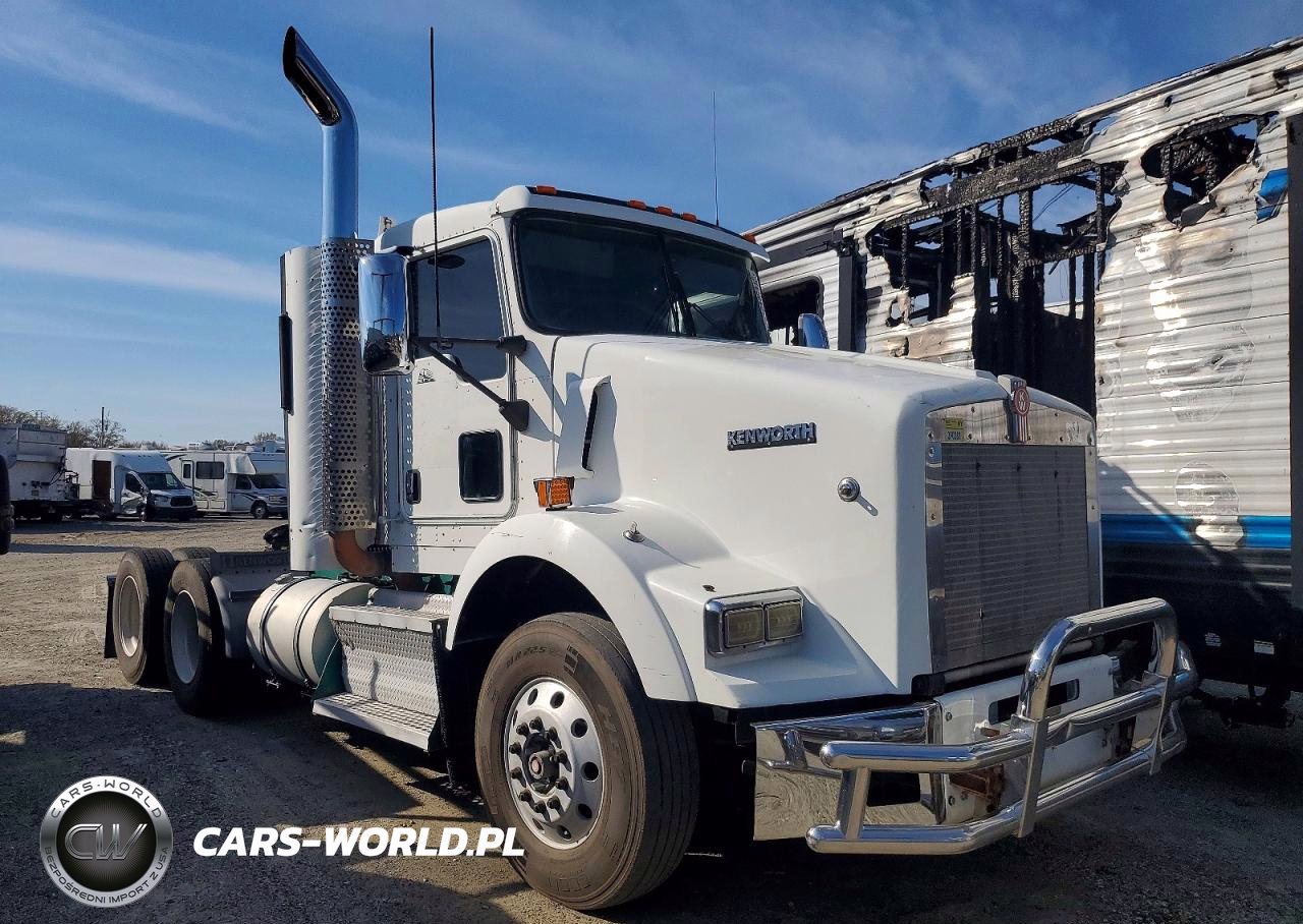 2009 Kenworth T880 Semi Truck