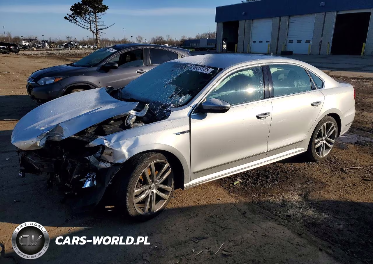 2017 Volkswagen Passat R-Line