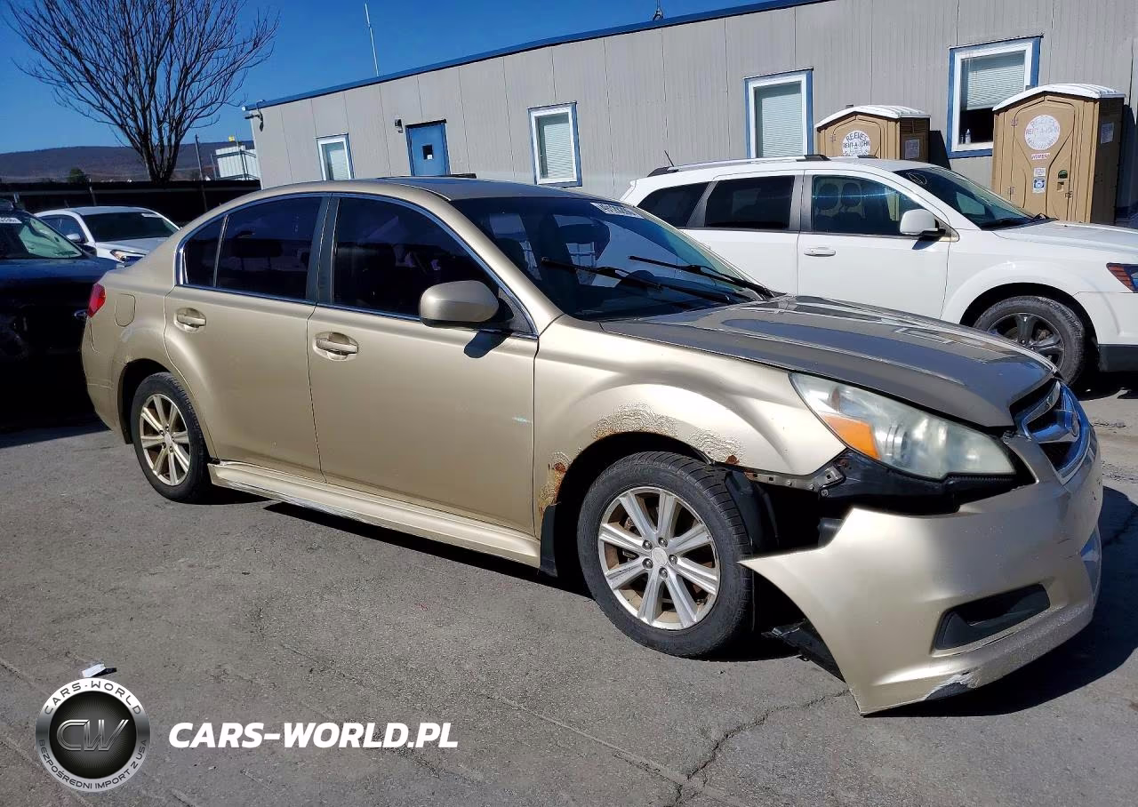 2010 Subaru Legacy 2.5I Premium VIN:4S3BMBG64A3211480 - 4