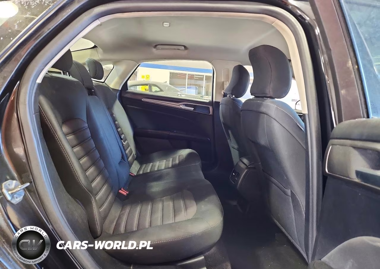 2018 Ford Fusion Se Hybrid VIN:3FA6P0LU1JR128601 - 10