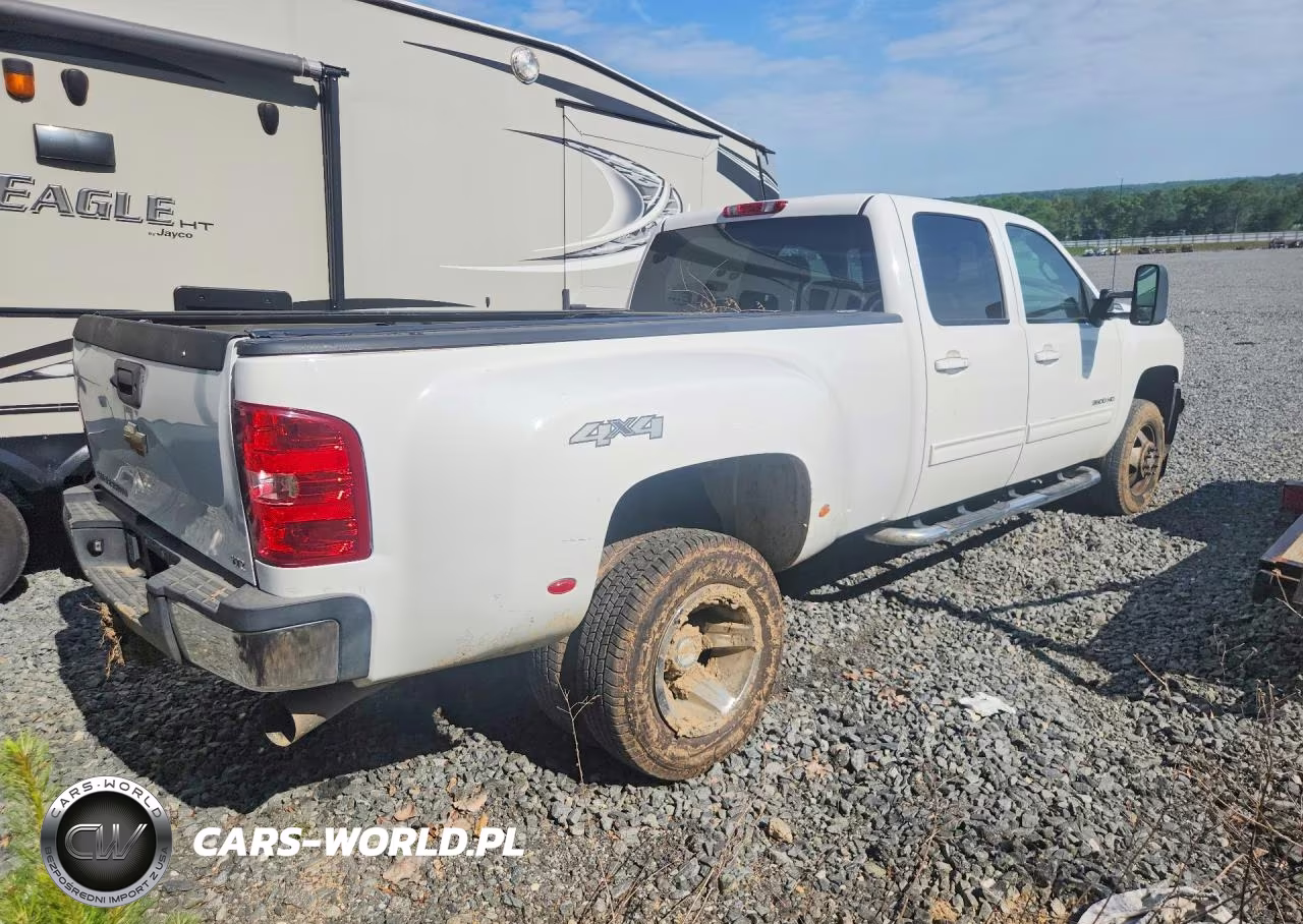 2010 Chevrolet Silverado K3500 Ltz VIN:1GC7K1B6XAF103893 - 3