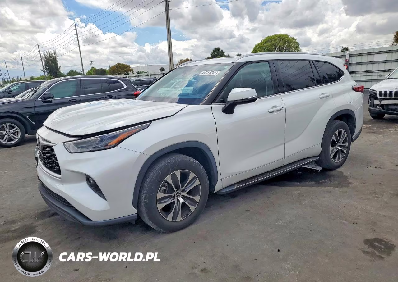 2022 Toyota Highlander Xle