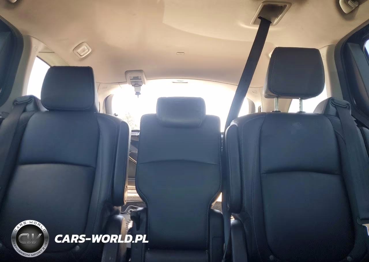 2023 Honda Odyssey Touring VIN:5FNRL6H81PB073109 - 10
