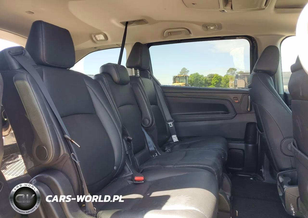 2023 Honda Odyssey Touring VIN:5FNRL6H81PB073109 - 11