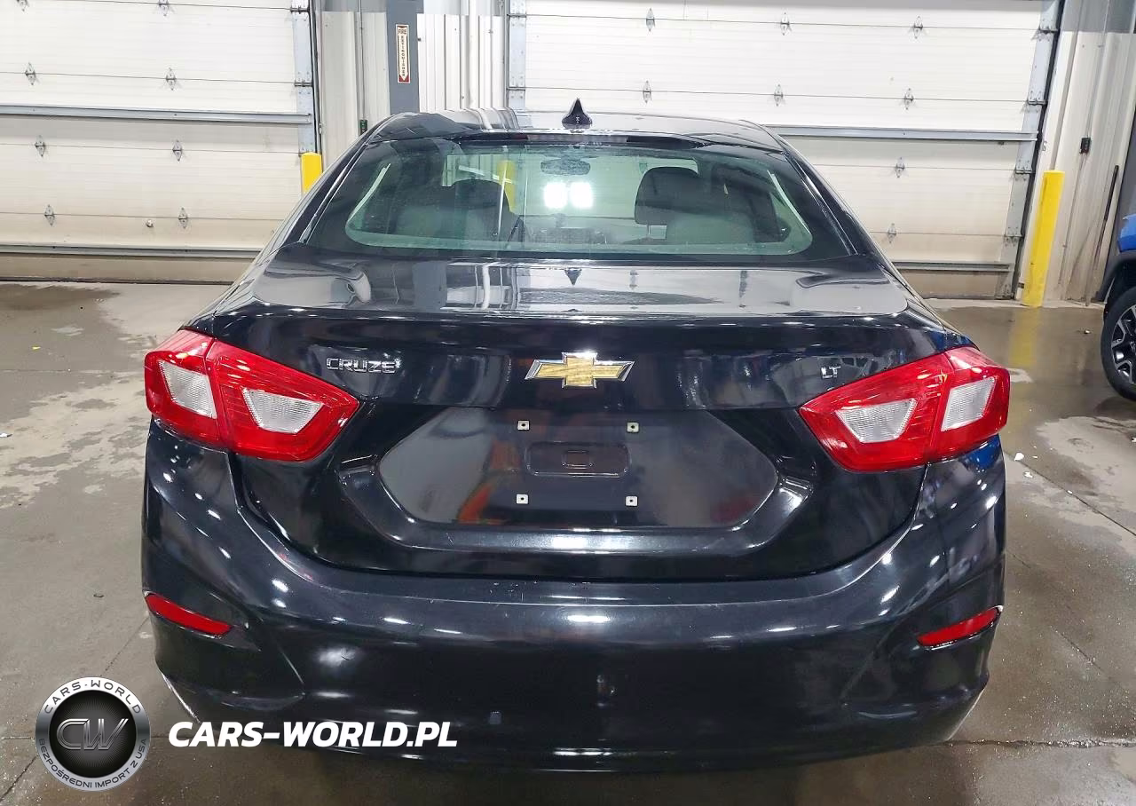 2017 Chevrolet Cruze Lt VIN:1G1BE5SM0H7173245 - 6
