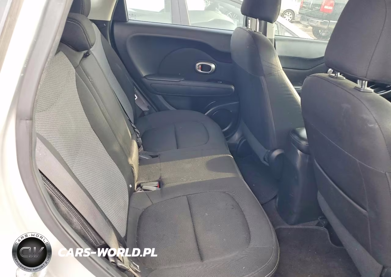 2018 Kia Soul + VIN:KNDJP3A58J7509516 - 10
