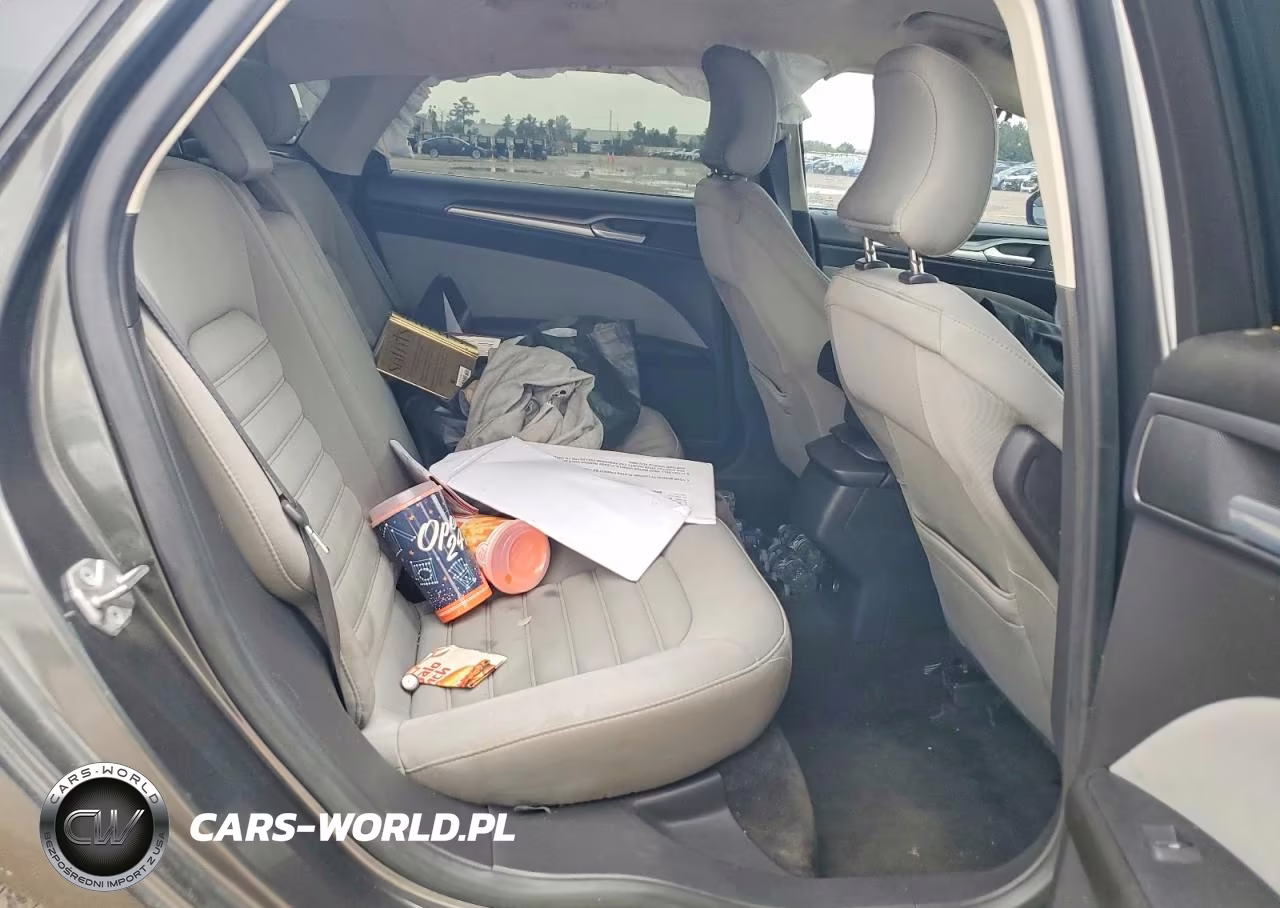 2015 Ford Fusion S VIN:1FA6P0G7XF5128904 - 10