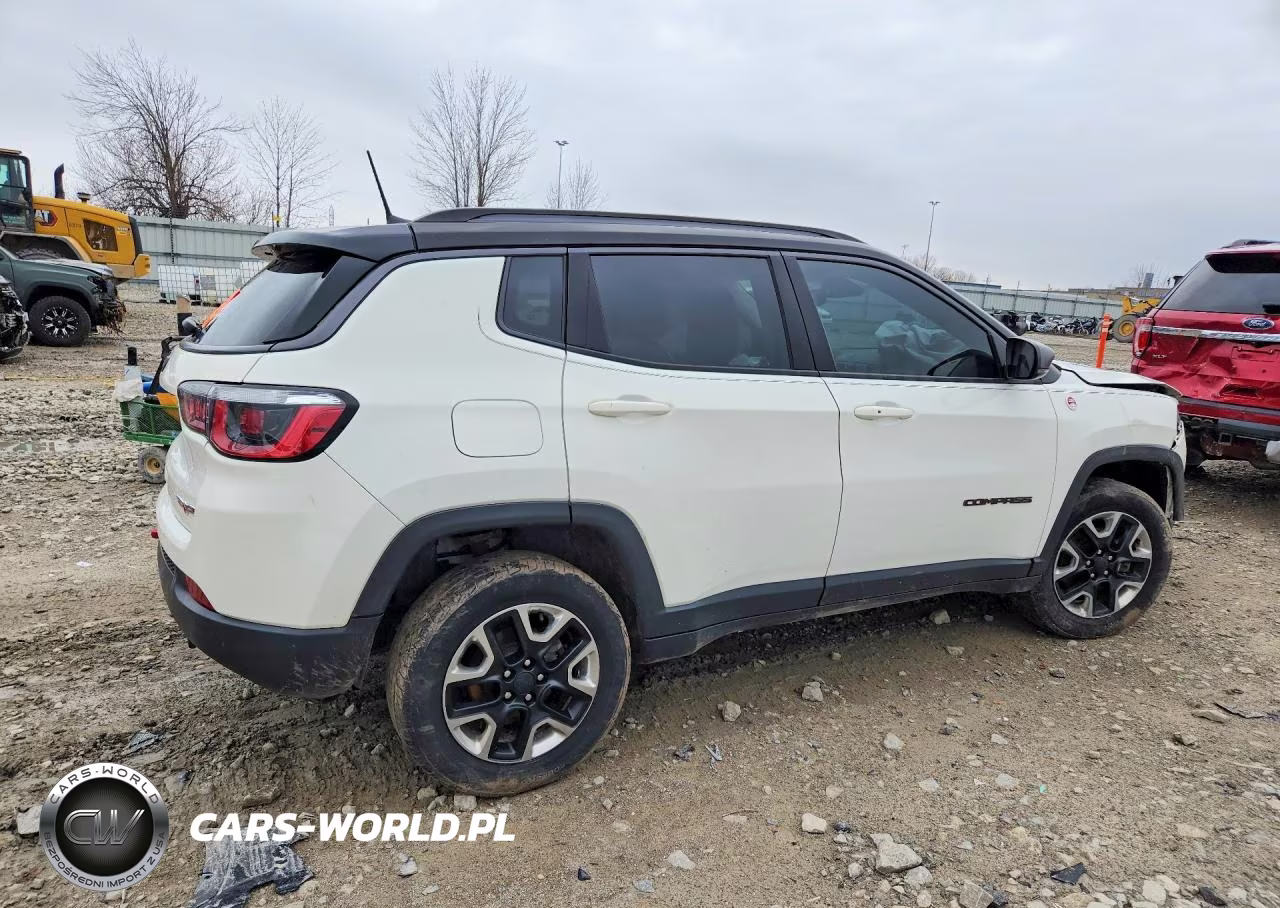 2018 Jeep Compass Trailhawk VIN:3C4NJDDB9JT178631 - 3