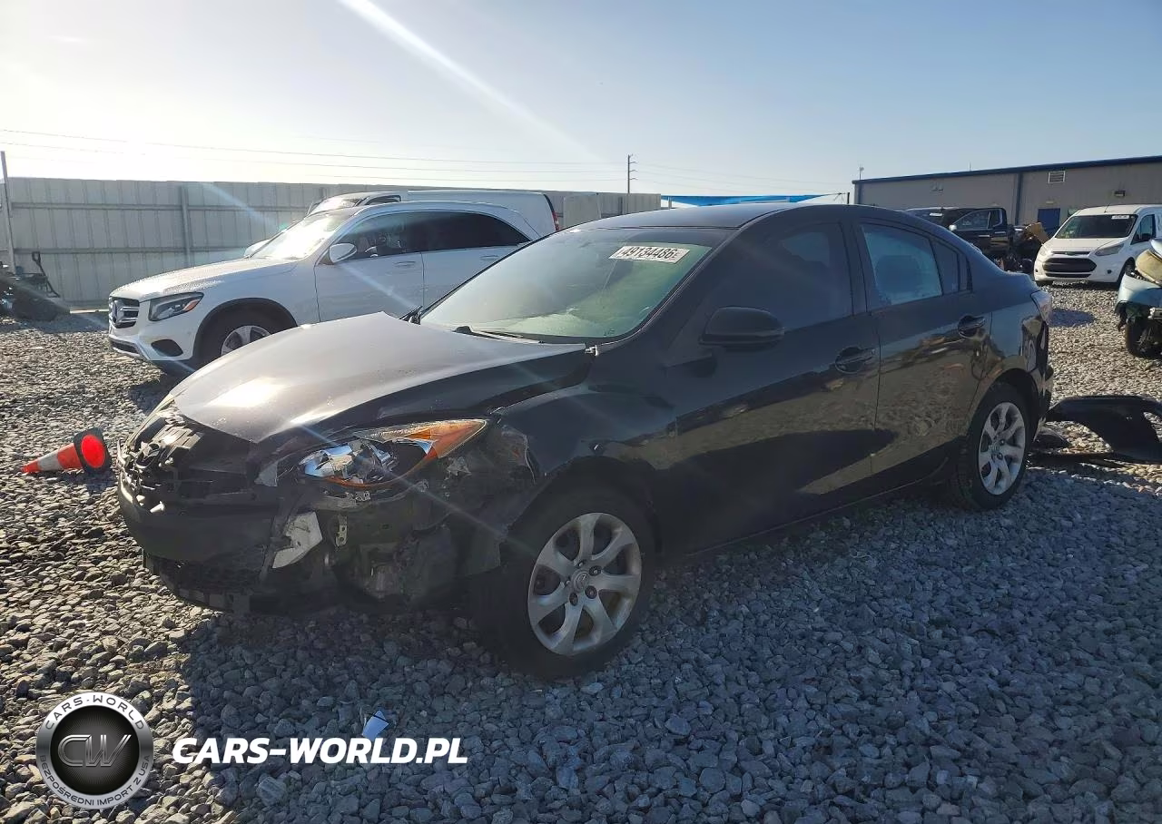 2013 Mazda 3 I