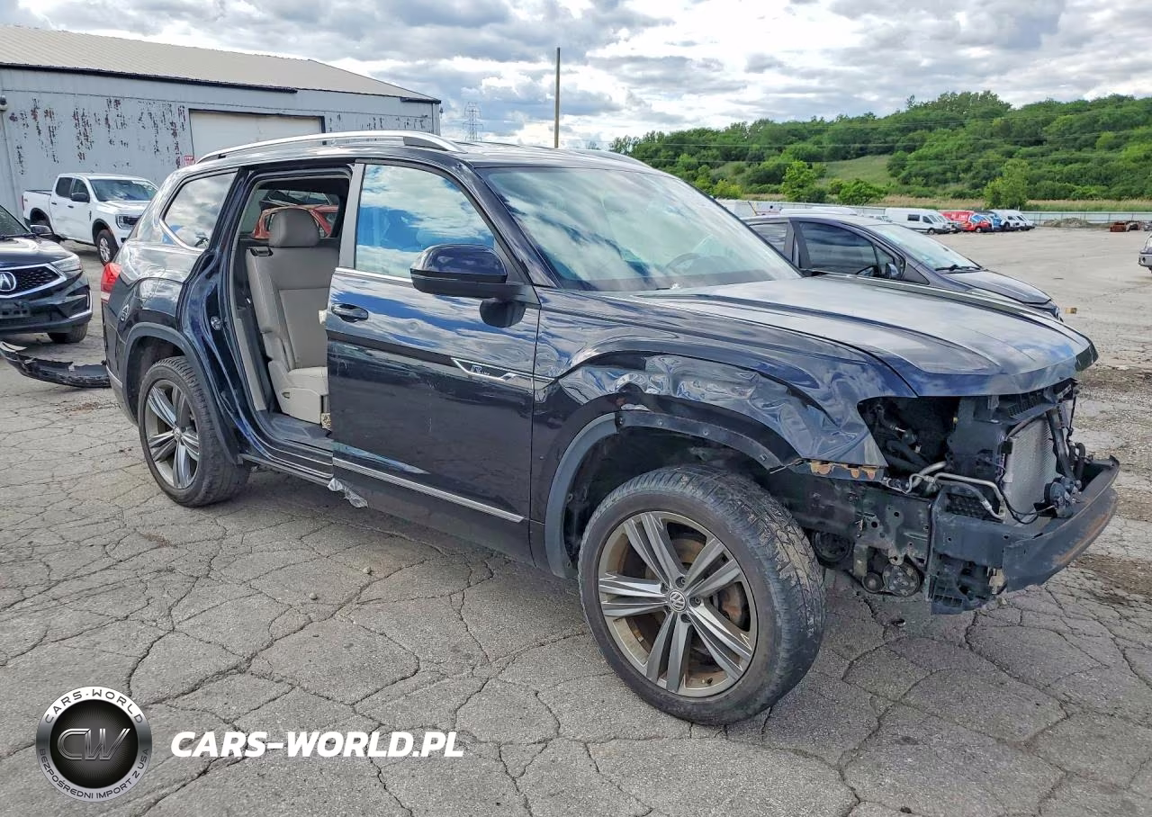 2018 Volkswagen Atlas Se VIN:1V2PR2CA5JC518740 - 4