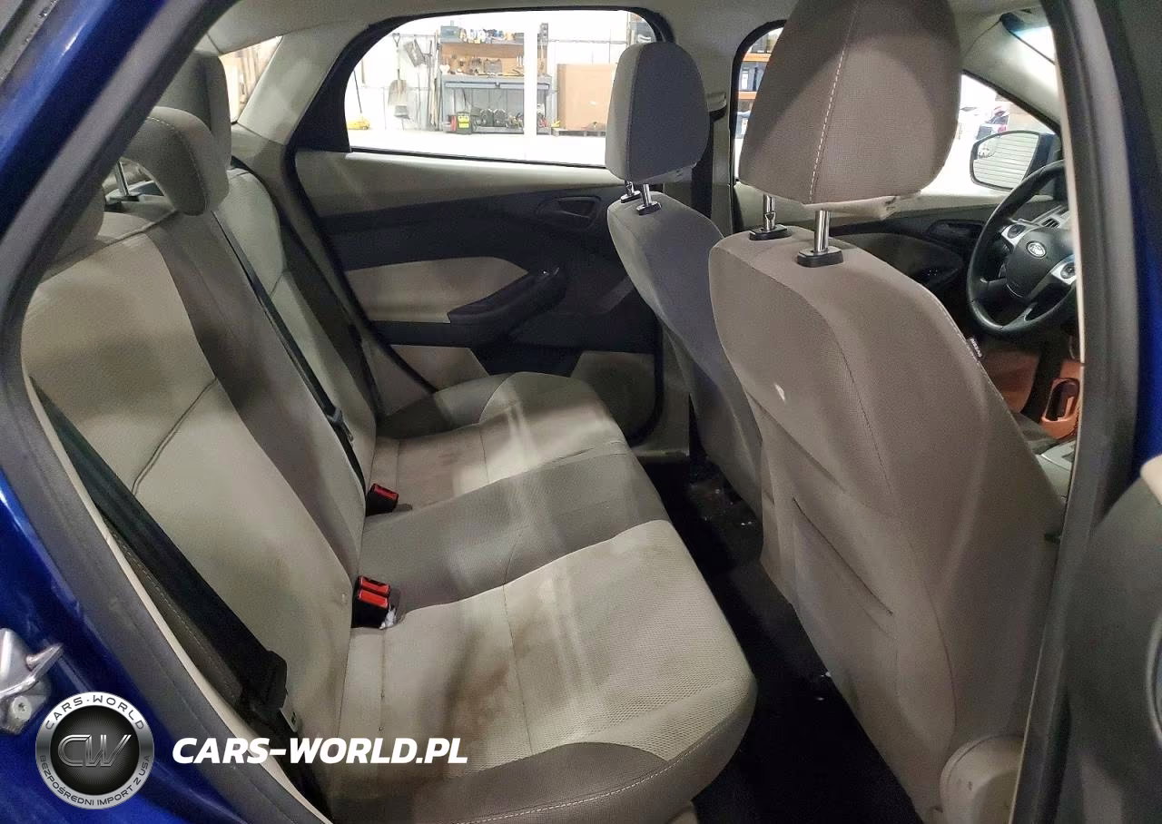 2012 Ford Focus Se VIN:1FAHP3F27CL417567 - 10
