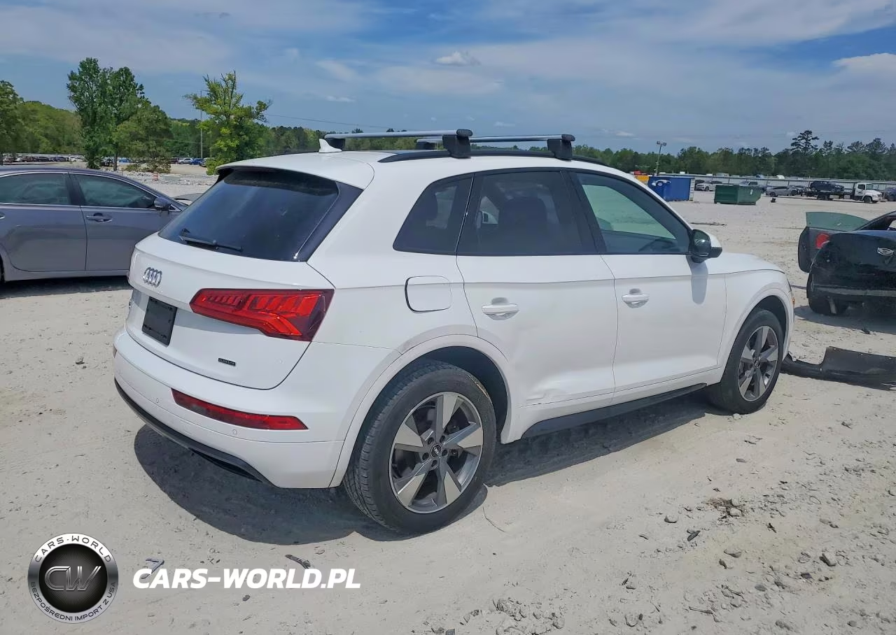 2020 Audi Q5 Premium VIN:WA1ANAFY2L2095978 - 3