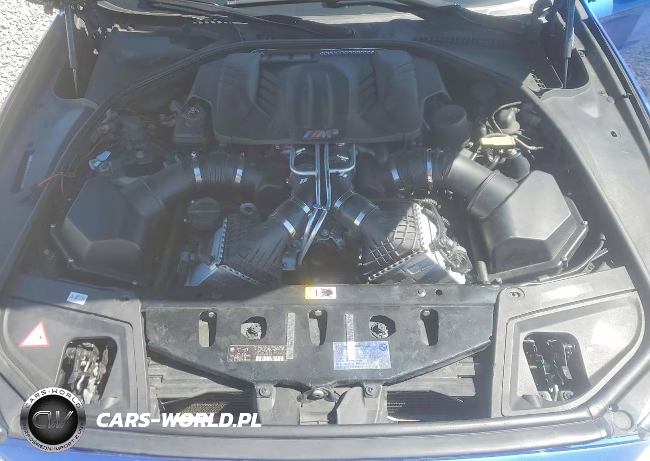 2014 BMW M5 VIN:WBSFV9C58ED593283 - 11