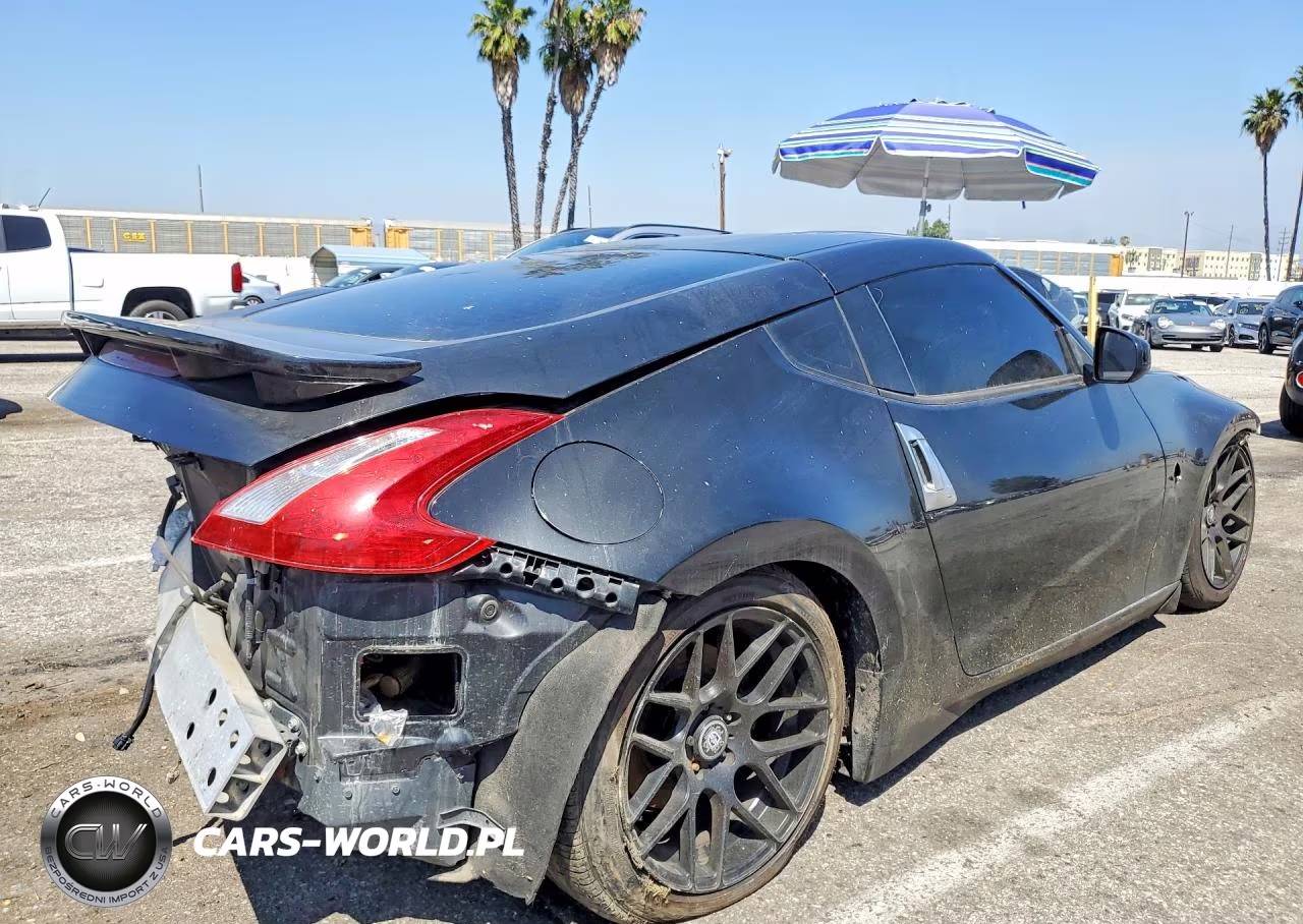 2017 Nissan 370Z Base VIN:JN1AZ4EH7HM955398 - 3