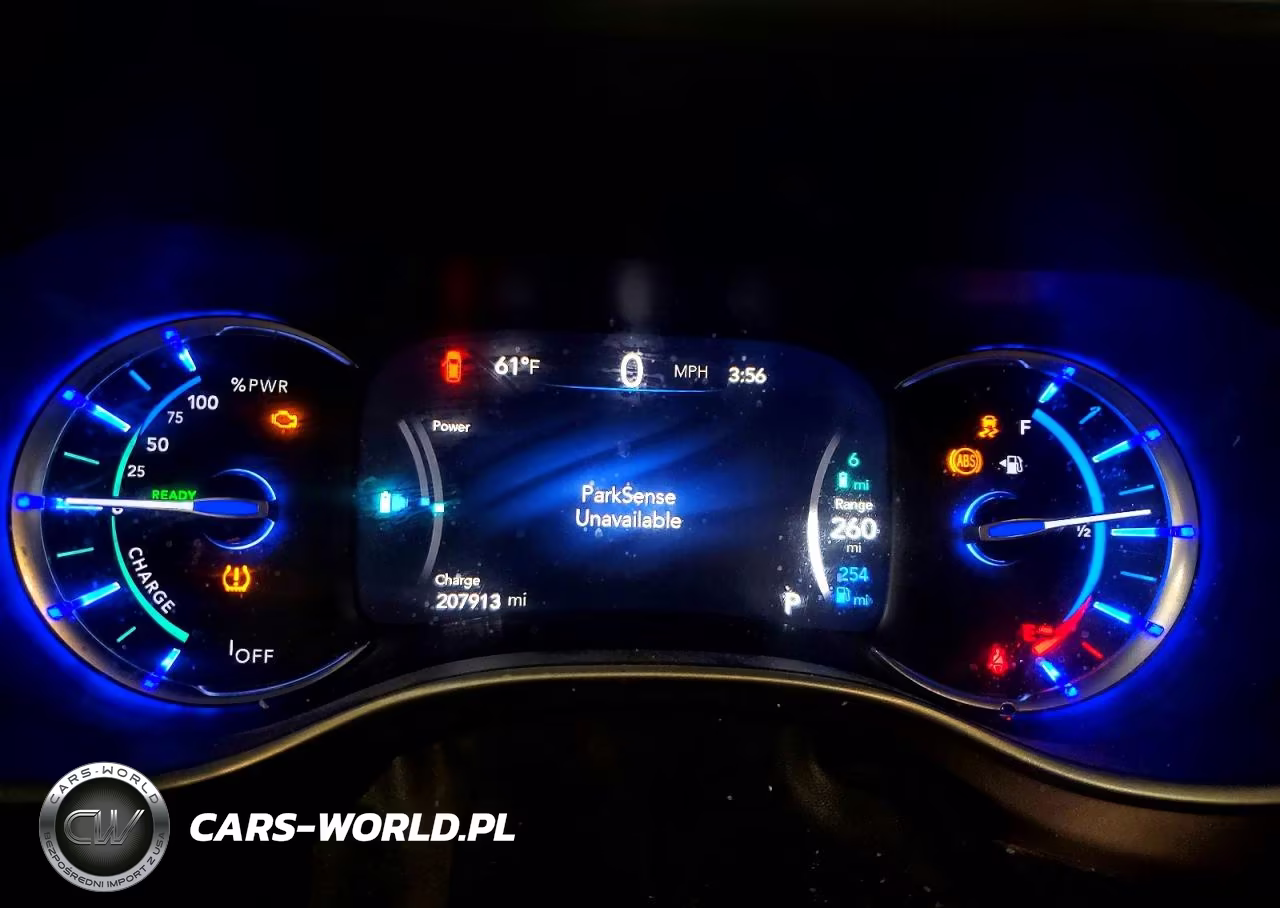 2018 Chrysler Pacifica Hybrid Touring L VIN:2C4RC1L70JR340625 - 9
