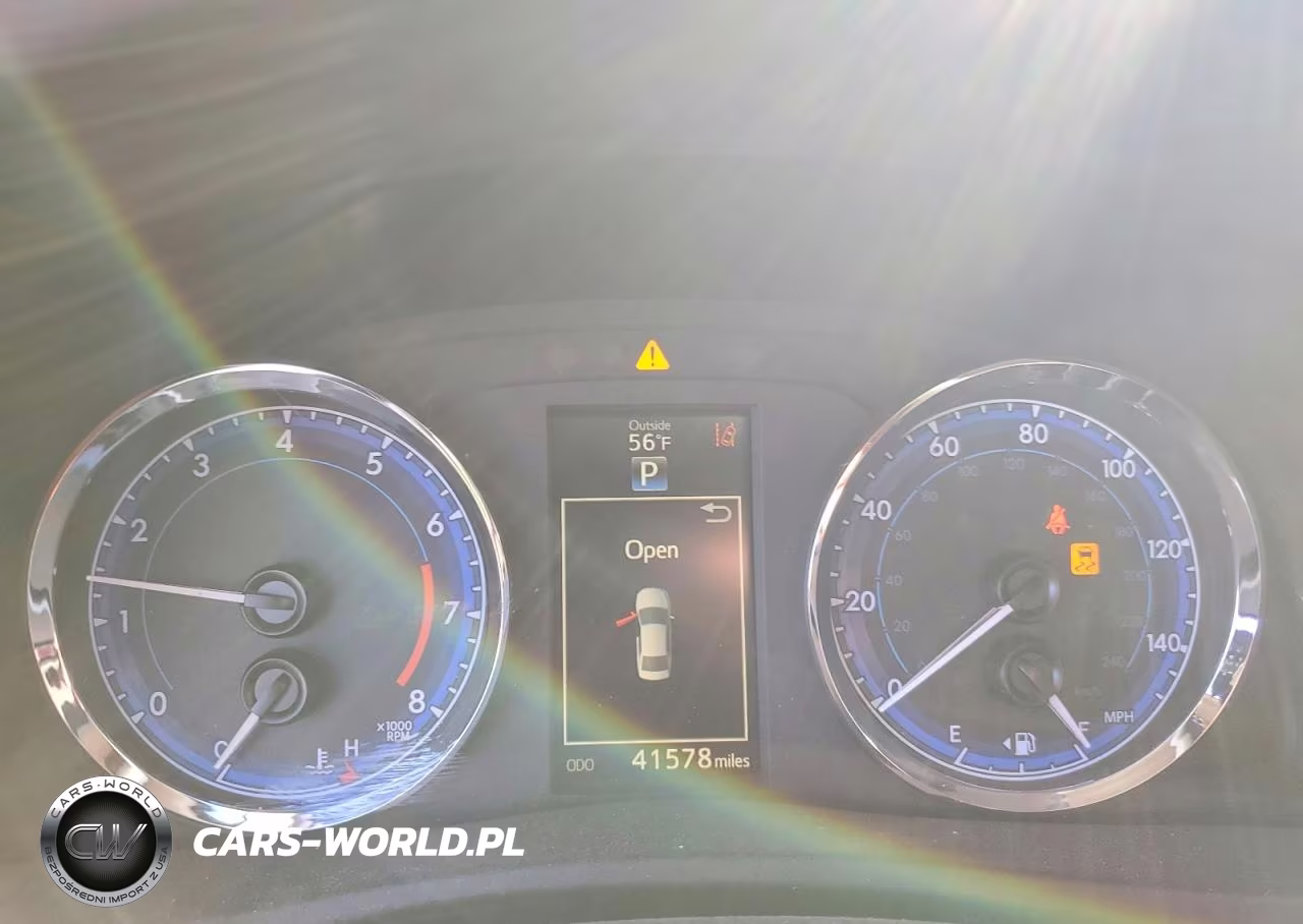 2017 Toyota Corolla Se VIN:2T1BURHE8HC939464 - 9