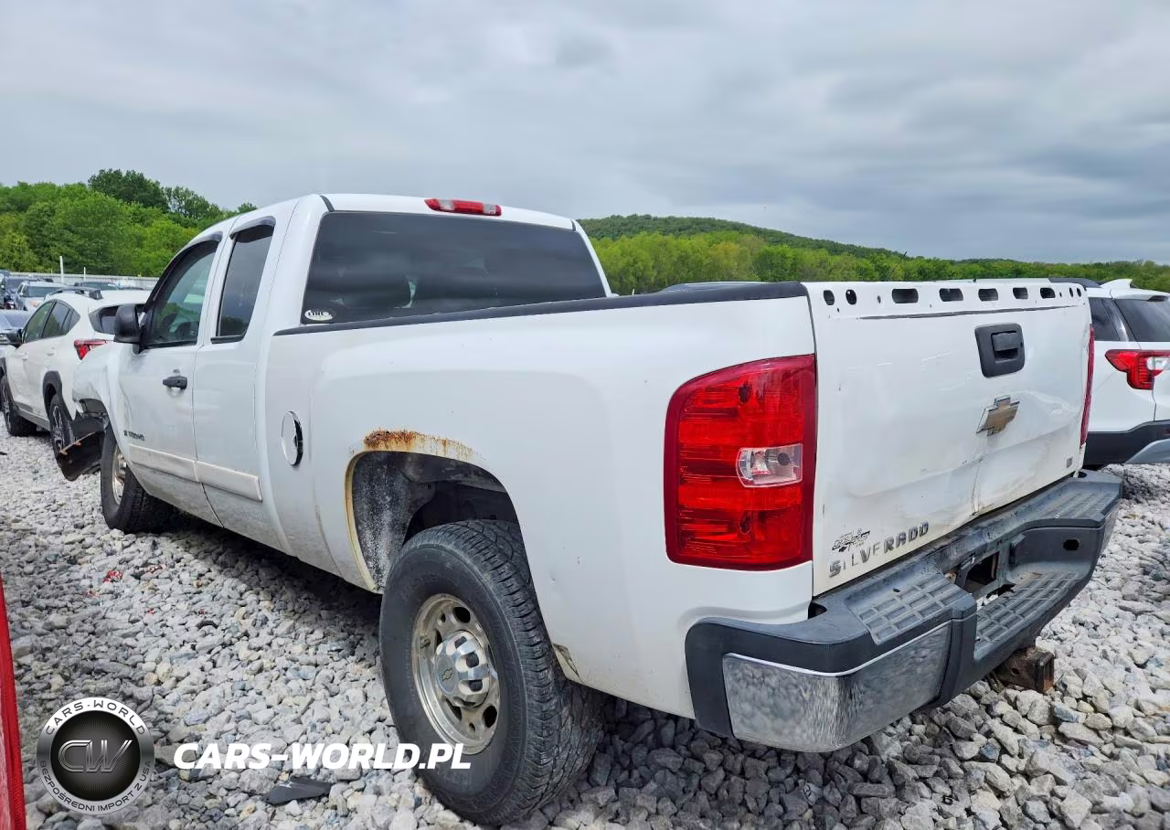2008 Chevrolet Silverado C2500 Heavy Duty VIN:1GCHC29678E122480 - 2