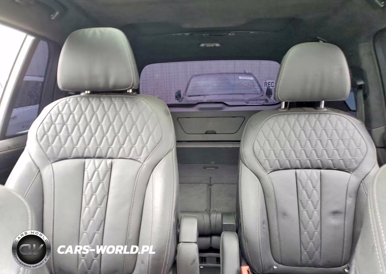 2023 BMW X7 xDrive40I VIN:5UX23EM06P9R58099 - 10
