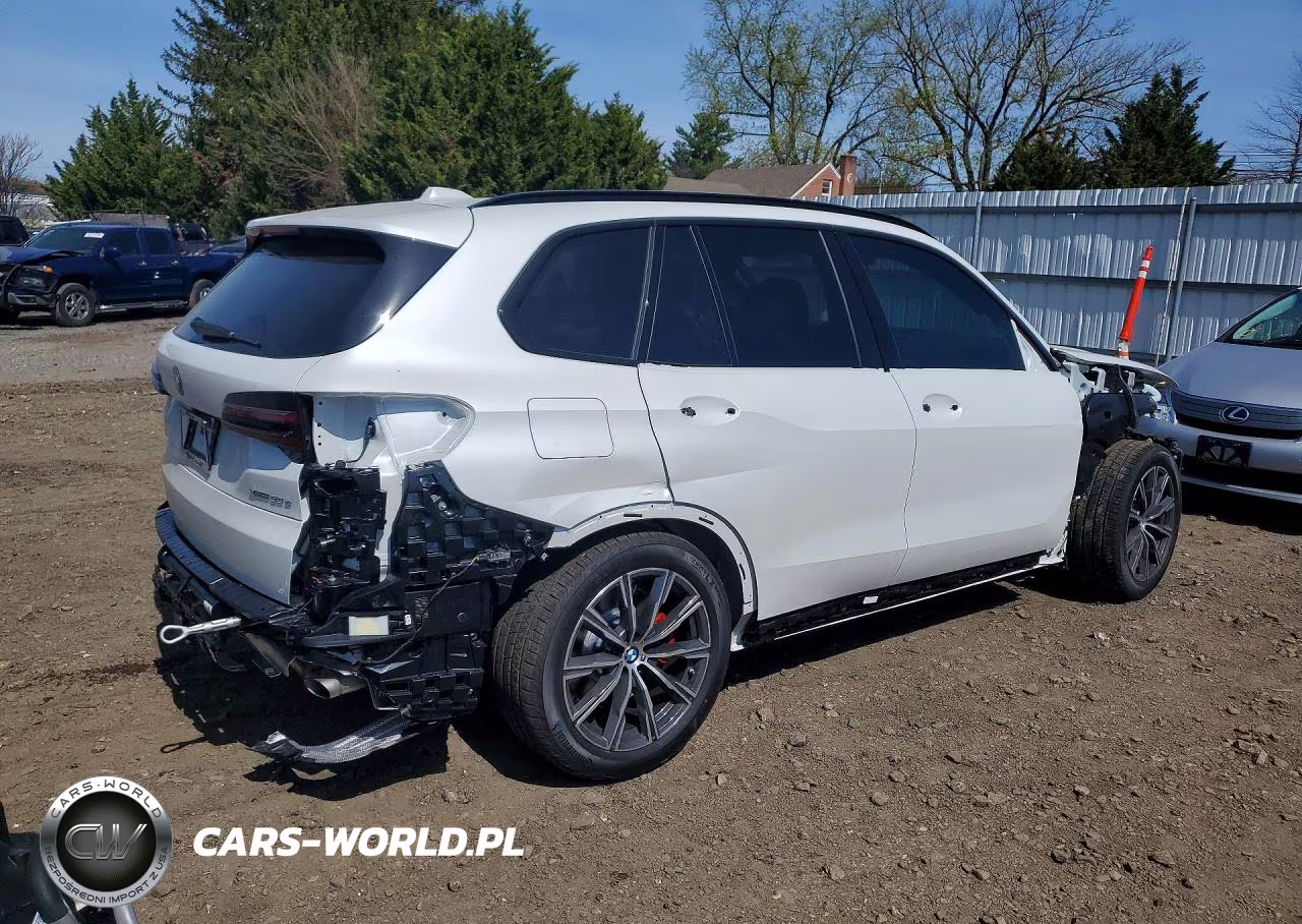 2026 BMW X5 xDrive50E VIN:5UX43EU04T9368325 - 3