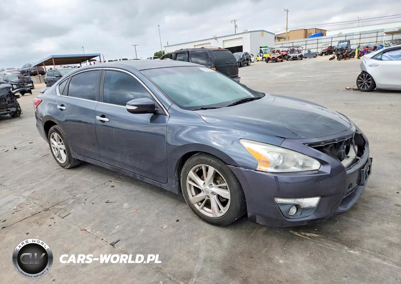 2013 Nissan Altima 2.5 VIN:1N4AL3AP3DN417927 - 4