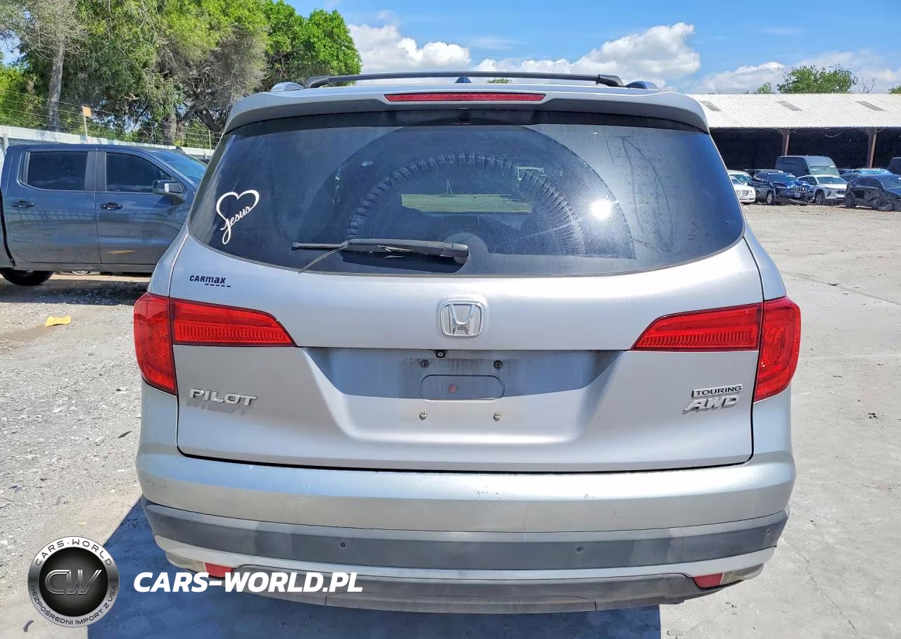 2017 Honda Pilot Touring VIN:5FNYF6H99HB076692 - 6