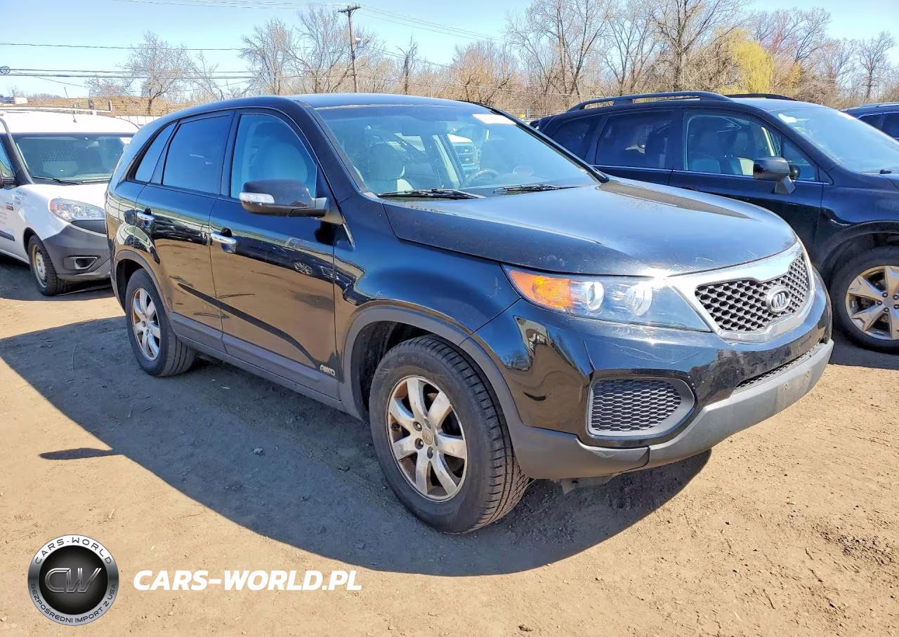 2012 Kia Sorento Lx VIN:5XYKTCA63CG207193 - 4