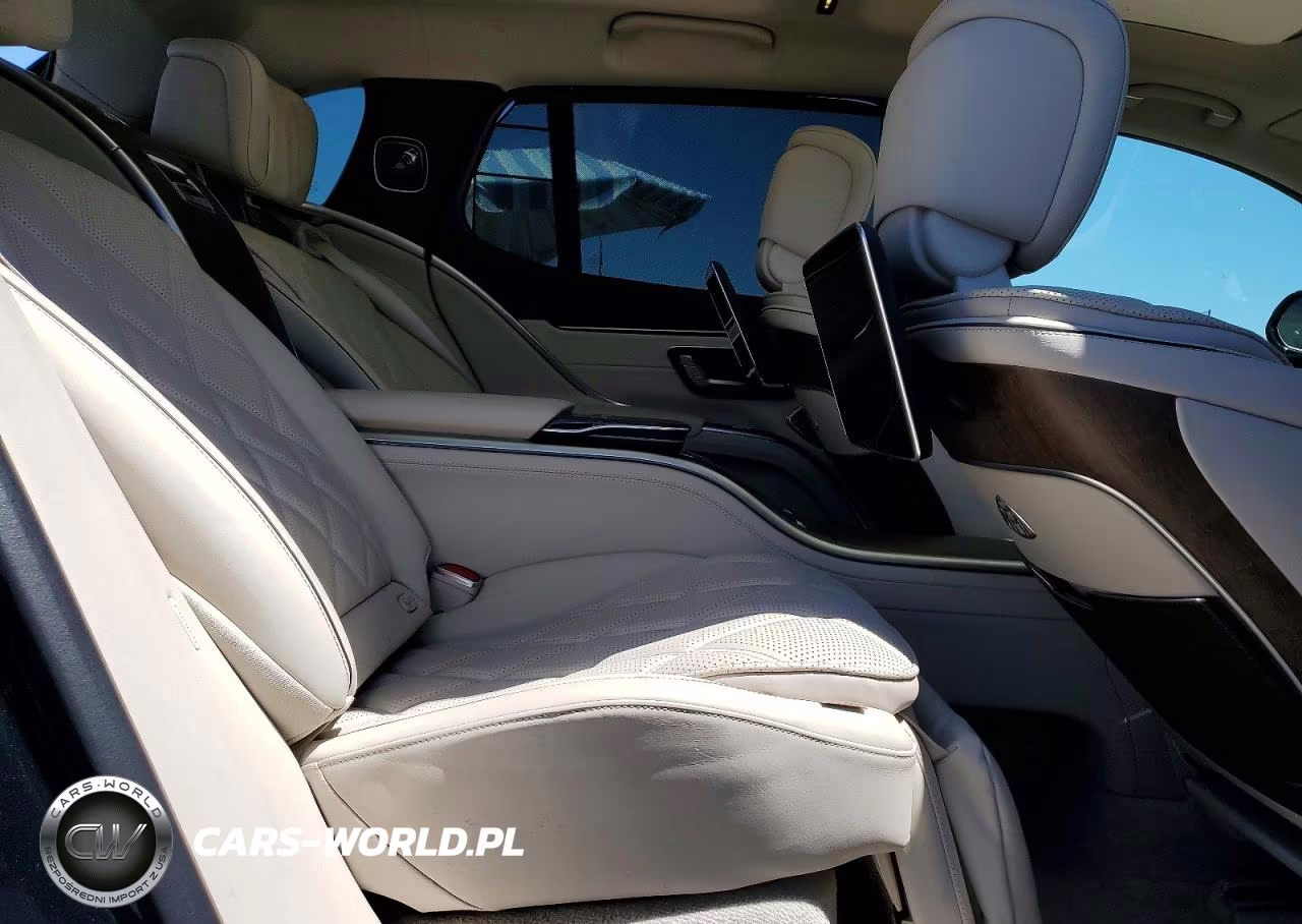 2025 Mercedes-Benz Eqs Suv 680 4Matic Maybach VIN:4JGDX5FB2SA039491 - 10