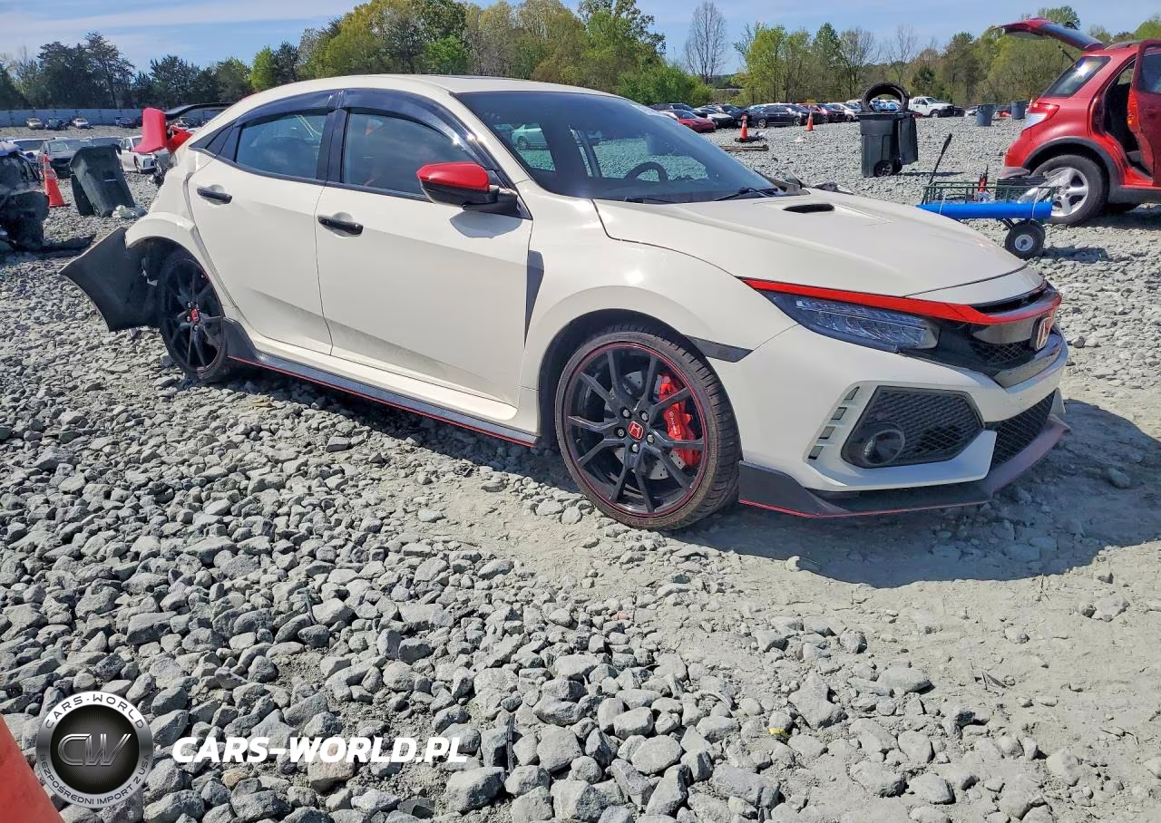 2019 Honda Civic Type-R Touring VIN:SHHFK8G72KU204274 - 4