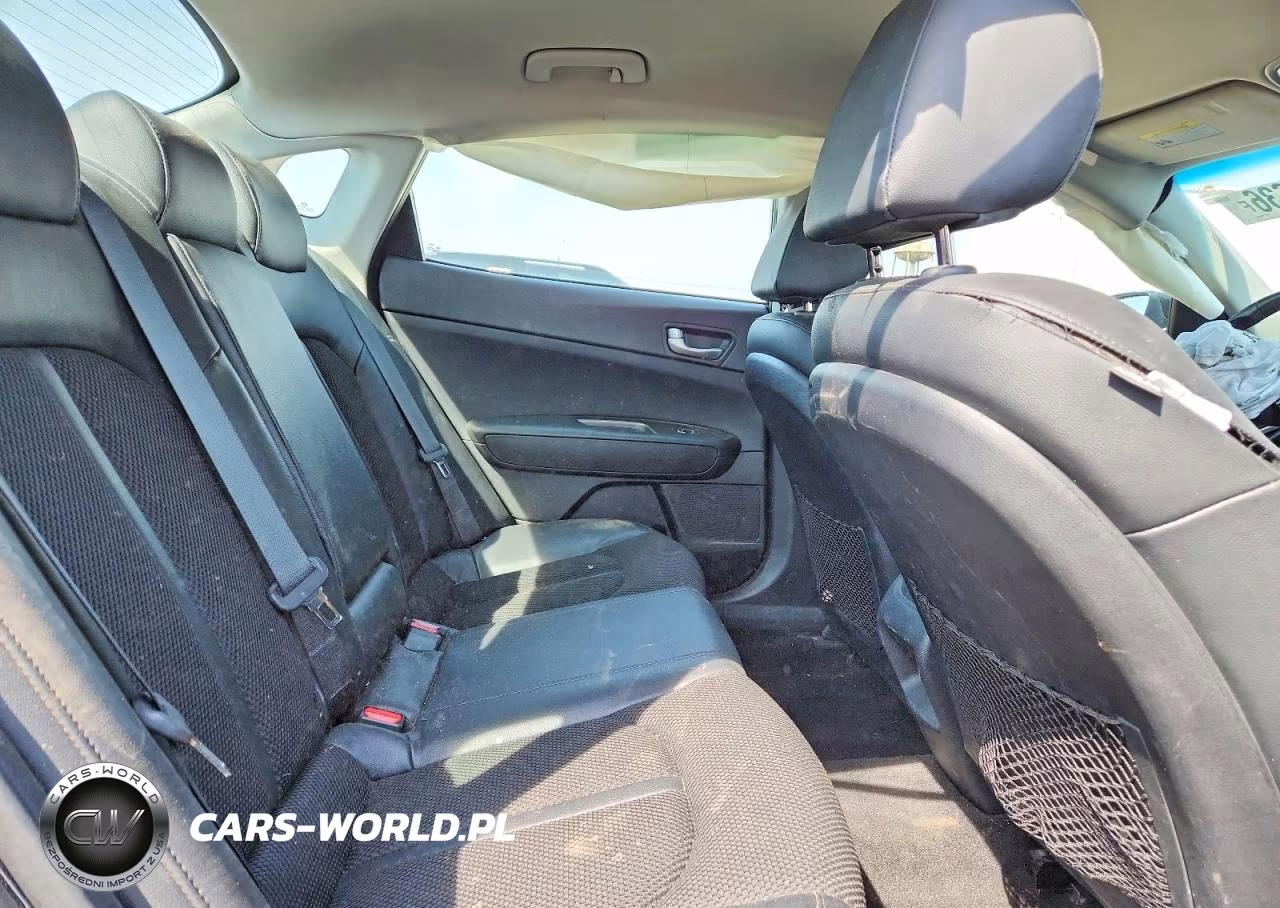 2020 Kia Optima VIN:5XXGT4L36LG442495 - 10
