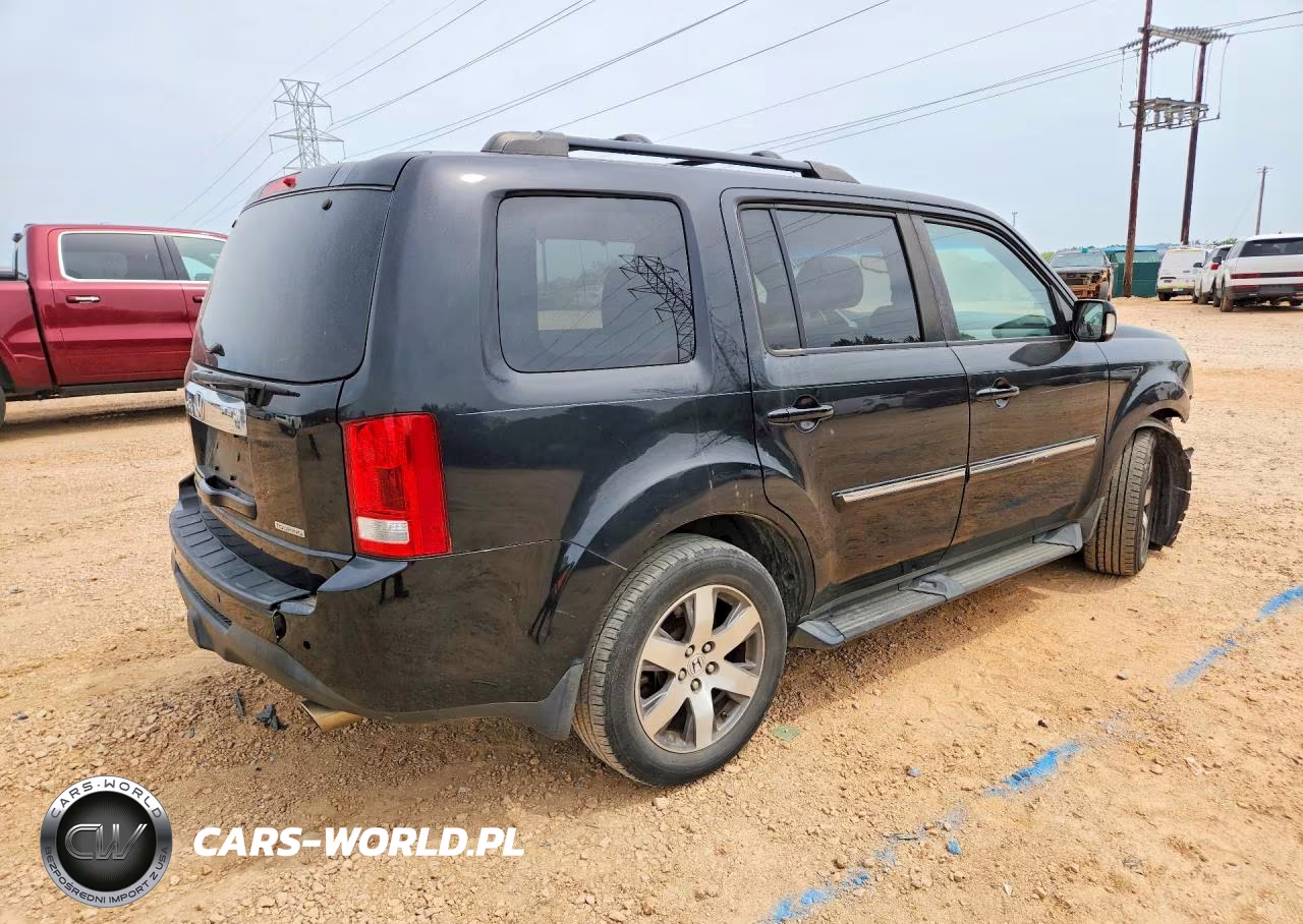2013 Honda Pilot Touring VIN:5FNYF3H98DB040579 - 3