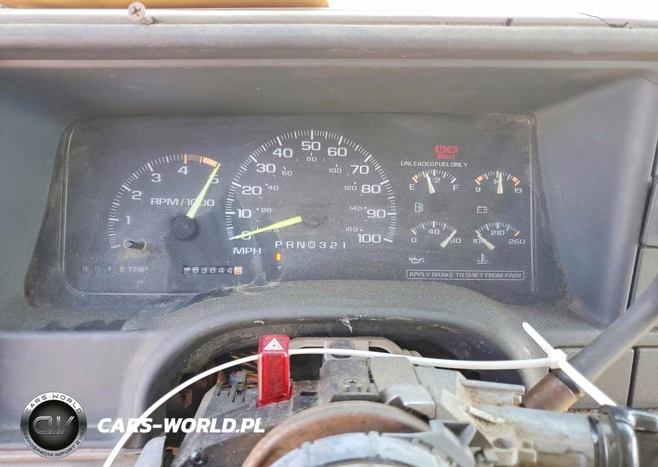 1995 Chevrolet Tahoe C1500 VIN:1GNEC13K6SJ397881 - 9