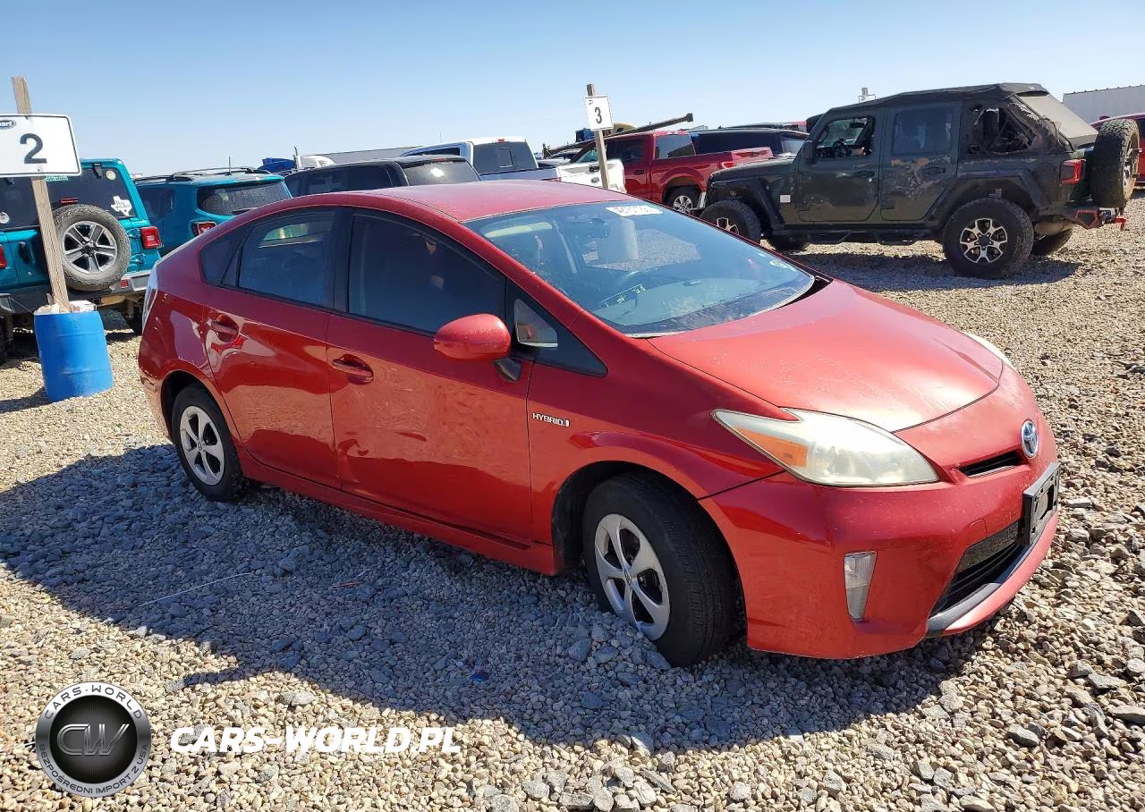 2013 Toyota Prius Two VIN:JTDKN3DU2D0337431 - 4