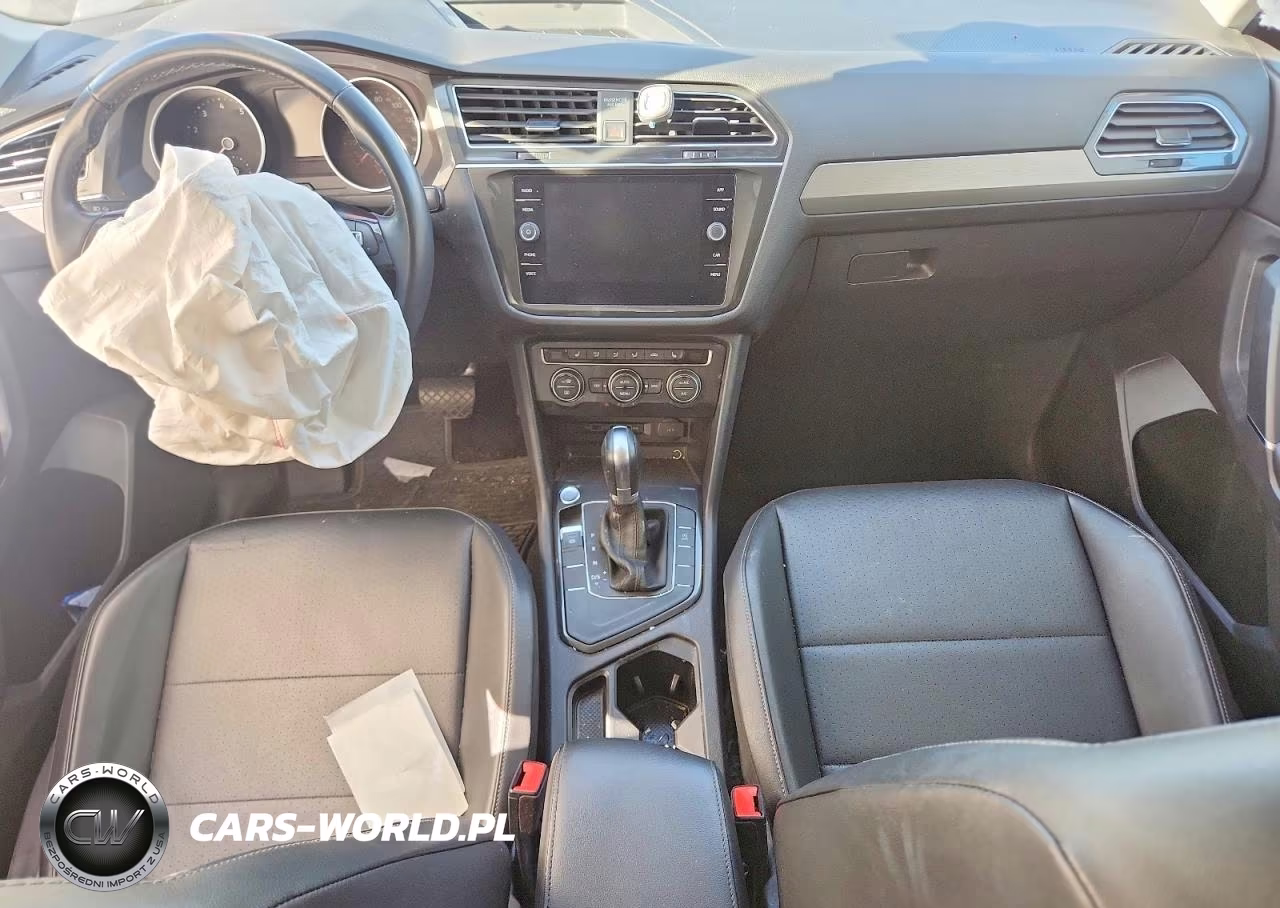 2018 Volkswagen Tiguan Se VIN:3VV3B7AX6JM210064 - 8