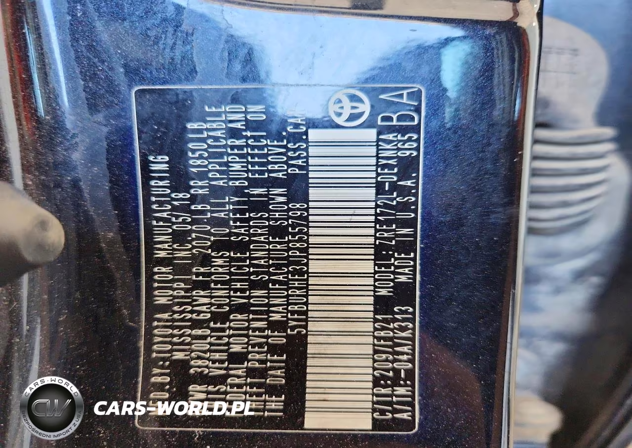 2018 Toyota Corolla Le VIN:5YFBURHE3JP855798 - 12