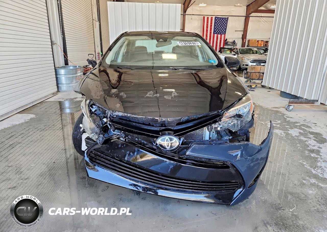 2018 Toyota Corolla Le VIN:5YFBURHE3JP855798 - 5