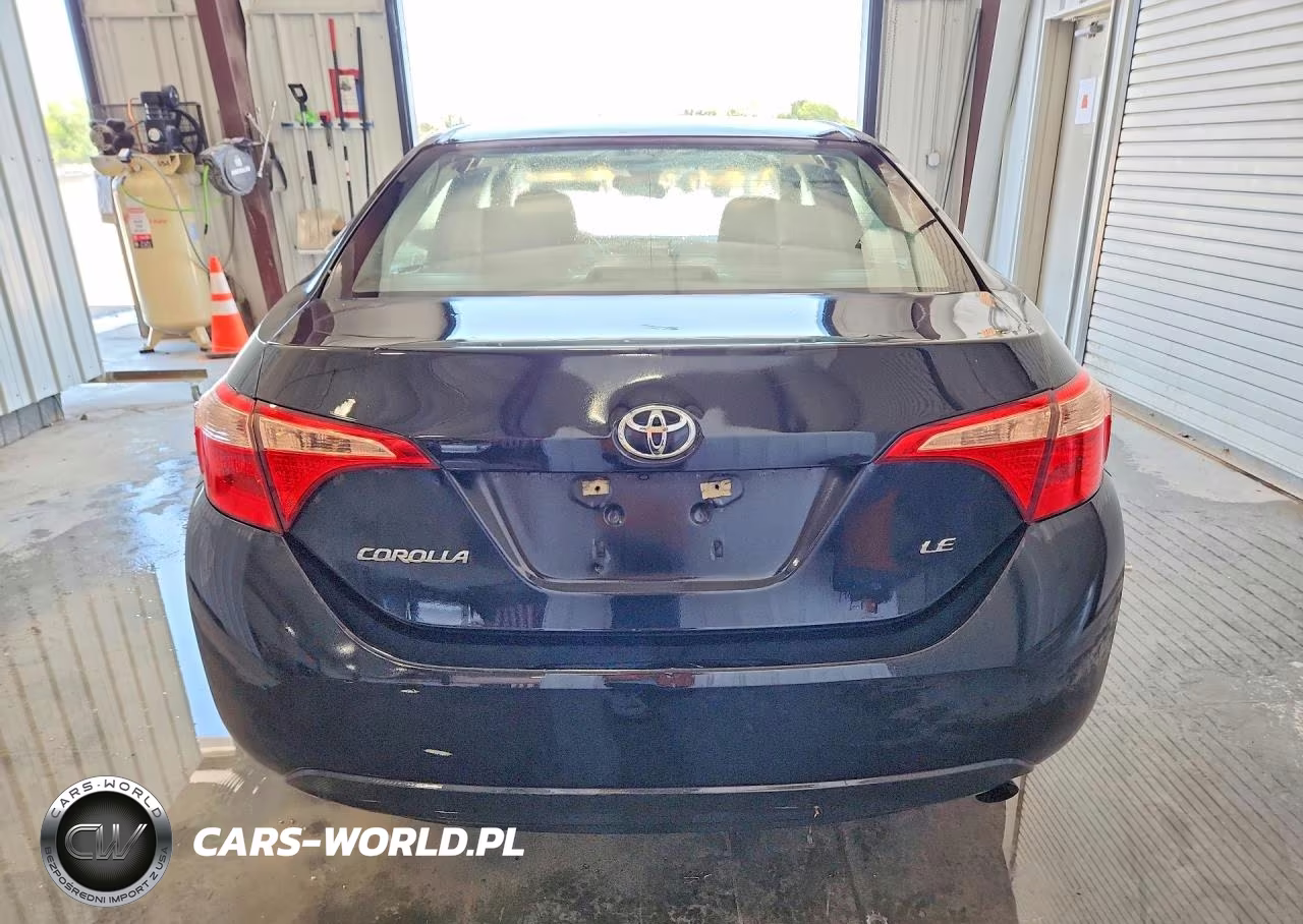 2018 Toyota Corolla Le VIN:5YFBURHE3JP855798 - 6