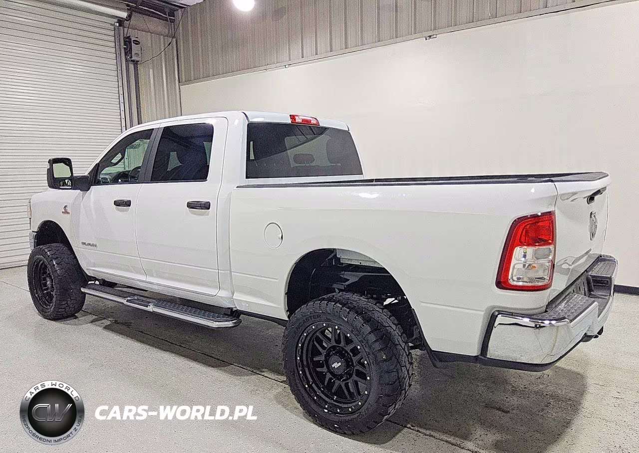 2024 Ram 2500 Big Horn VIN:3C6UR5DL6RG100807 - 2
