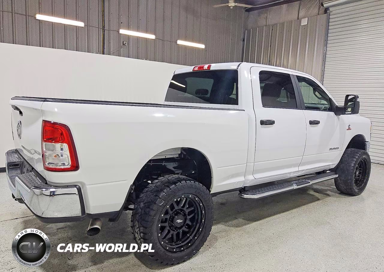 2024 Ram 2500 Big Horn VIN:3C6UR5DL6RG100807 - 3