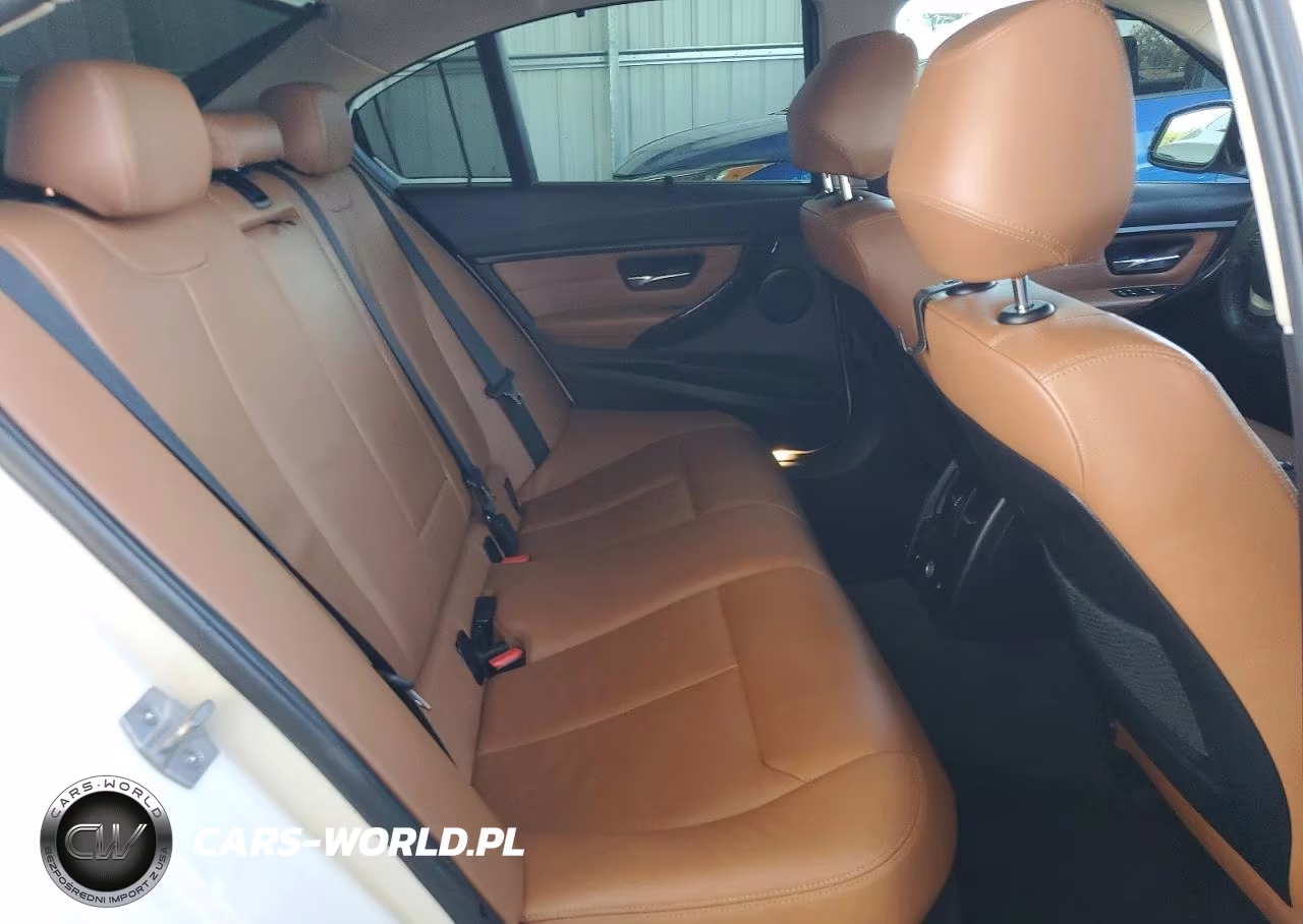 2015 BMW 328I VIN:WBA3B3G53FNR85395 - 10